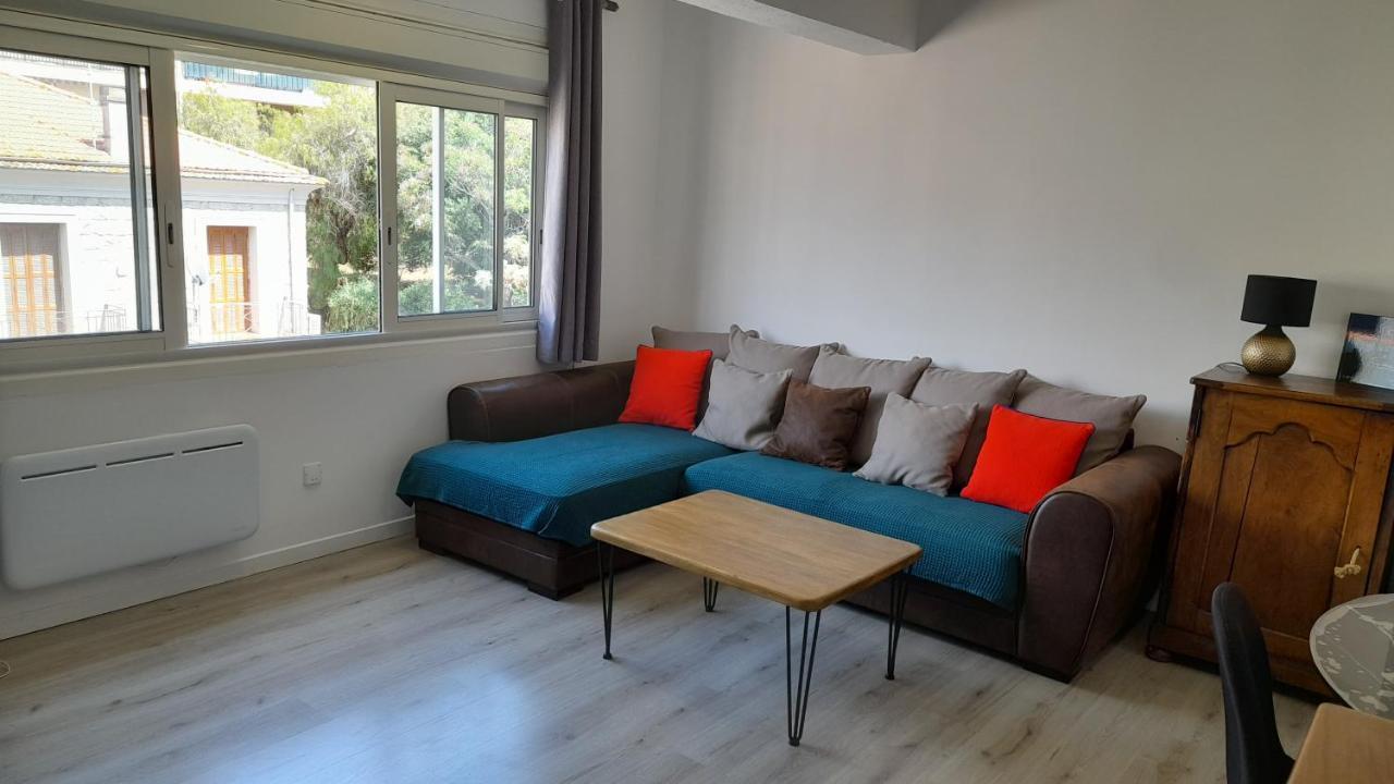 Appartement Lumineux Et Central 普罗普里亚诺 外观 照片
