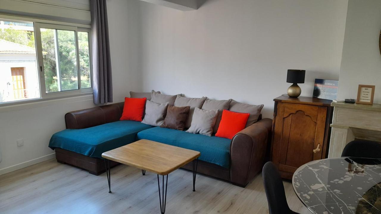 Appartement Lumineux Et Central 普罗普里亚诺 外观 照片